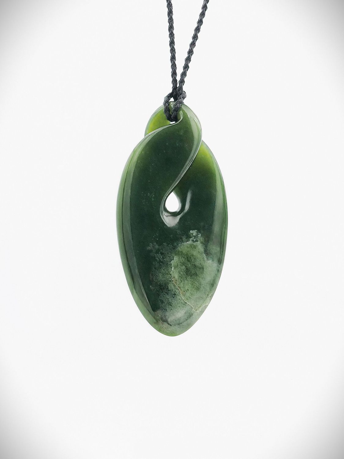 Moko Pounamu Pikorua (Twist) NZ Genuine Kawakawa Flower Greenstone - Ruatahuna