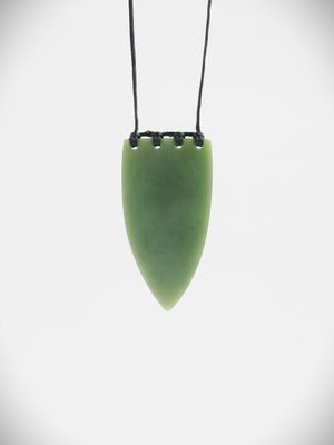 Moko Pounamu Rei Niho (tooth) NZ Genuine Inanga Greenstone - Muriwai
