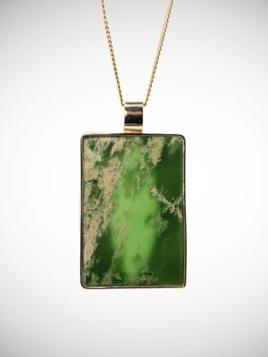 Moko Pounamu Genuine NZ Kahotea Flower Greenstone & 9ct Gold Drop Pendant - Ihumoana