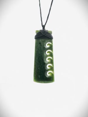 Moko Pounamu Toki NZ Genuine Kawakawa Flower Greenstone - Te Raekaihau