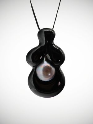 Moko Pounamu Australian Black Jade & Tahitian Pearl Pendant - Kaimanawa