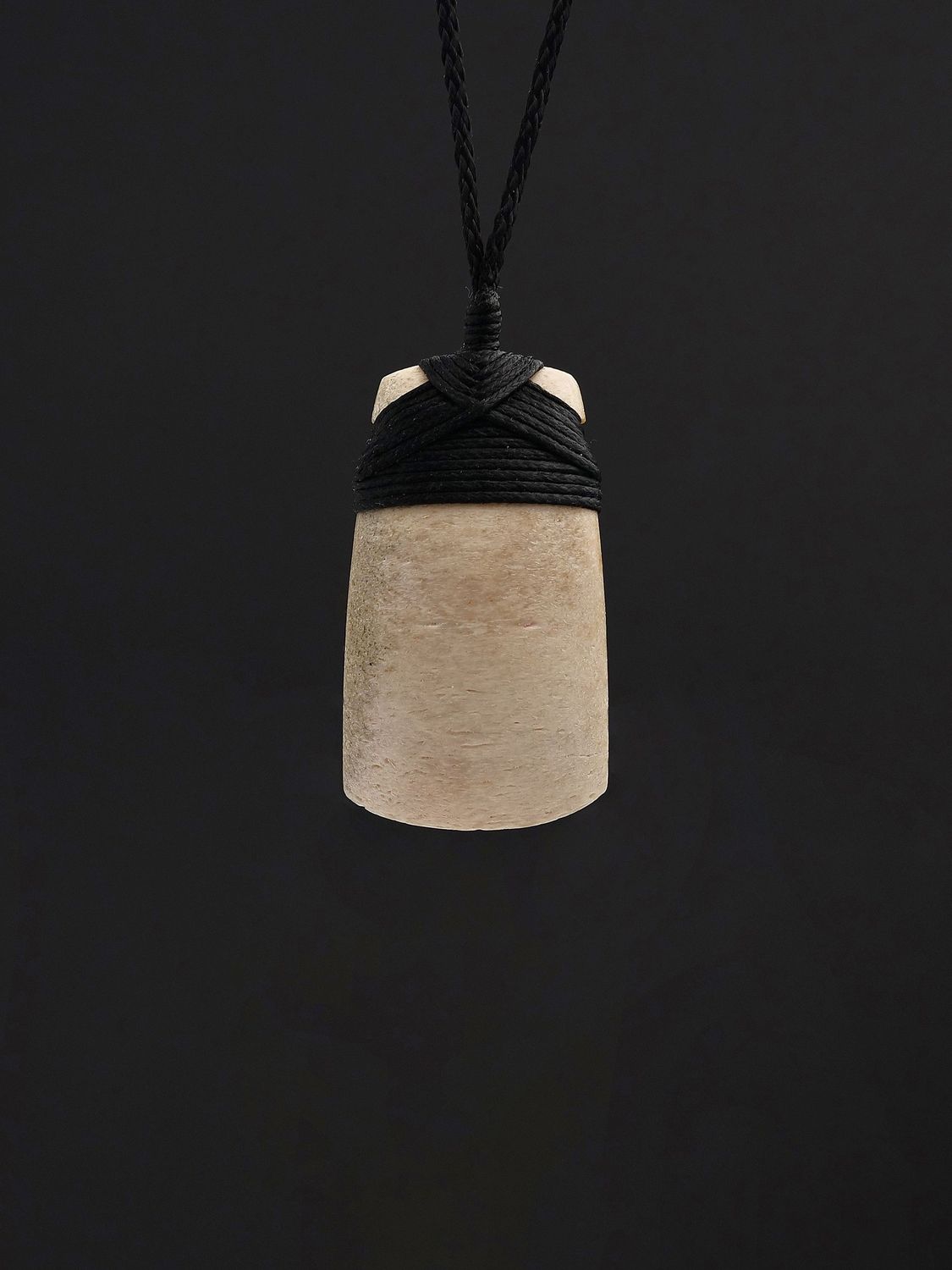 Moko Pounamu,  Whale Bone Carving Toki - Reporoa