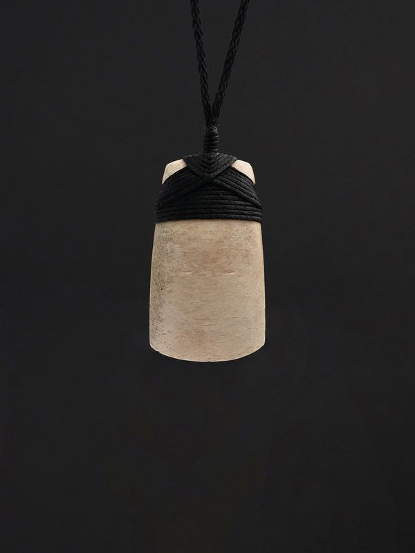Moko Pounamu,  Whale Bone Carving Toki - Reporoa