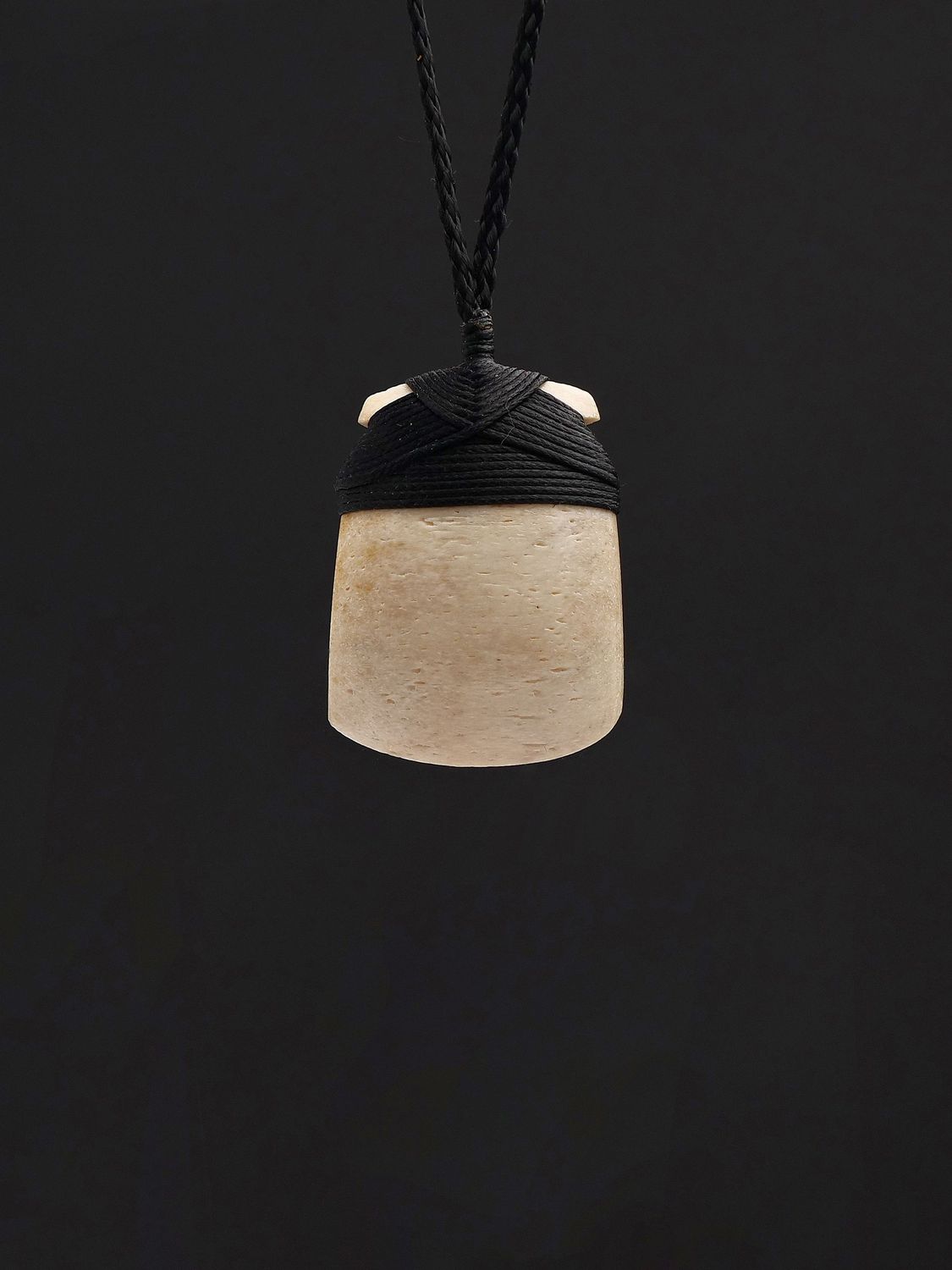 Moko Pounamu,  Whale Bone Carving Toki - Kaingaroa