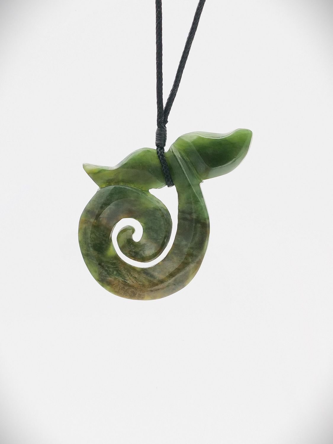 Moko Pounamu Whales Tail NZ Genuine Raukaraka Greenstone - Omakere