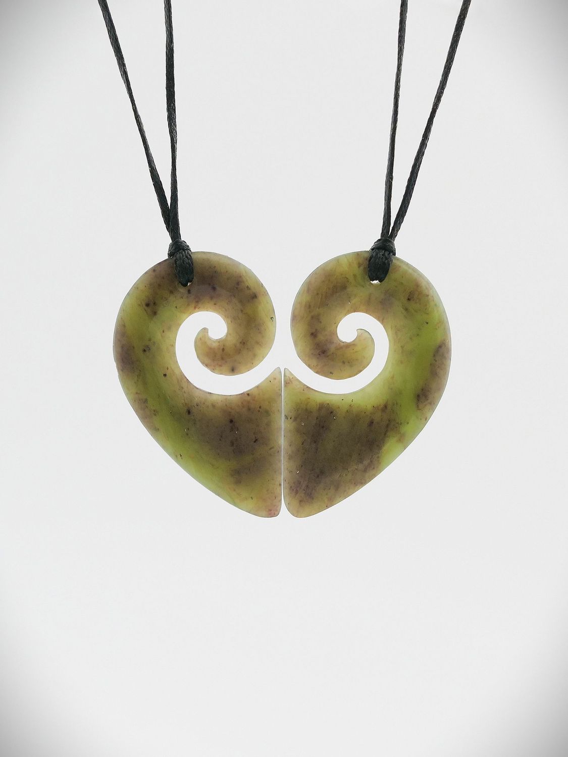 Moko Pounamu Split Heart NZ Genuine Totoweka Greenstone -  Hoa Pai