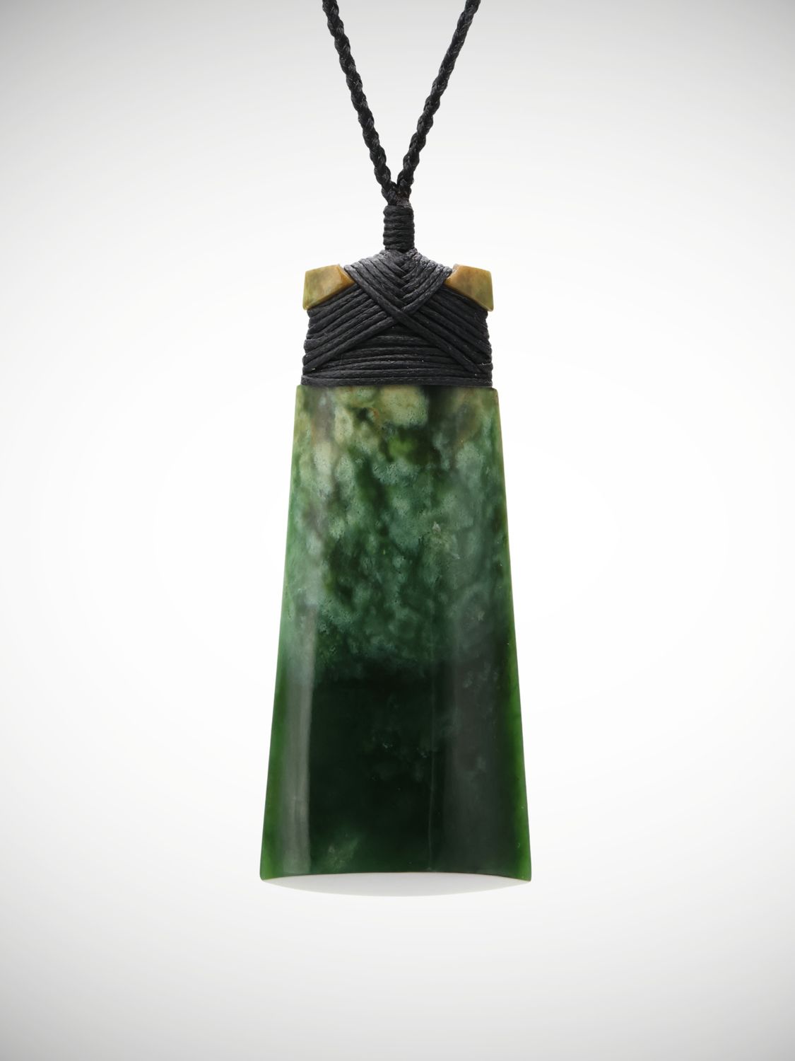 Moko Pounamu Toki Genuine  NZ Kawakawa Flower Greenstone - Aratika