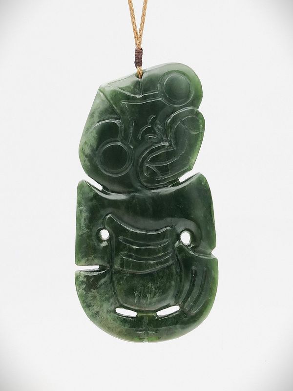 Moko Pounamu Hei Tiki Genuine NZ Kawakawa Flower Greenstone - Waioeka