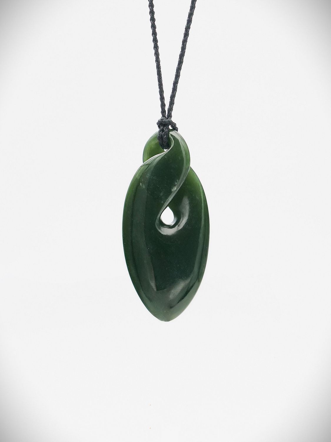 Moko Pounamu Pikorua (Twist) NZ Genuine Kawakawa Greenstone - Makauri