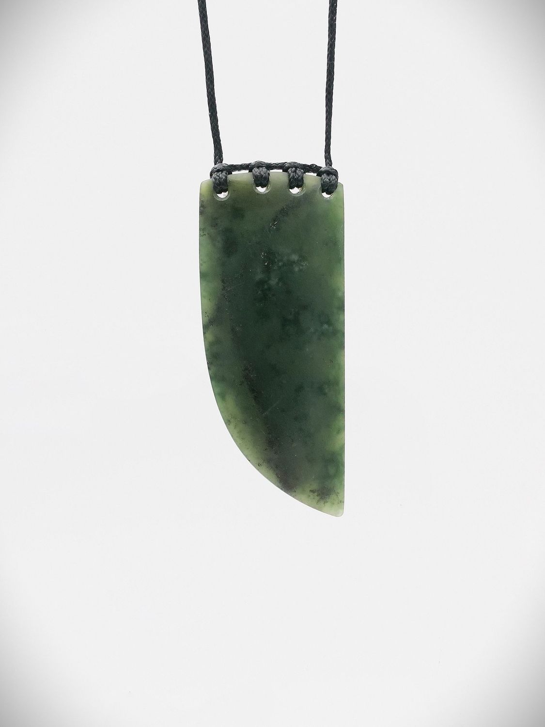 Moko Pounamu Rei Niho (Eye Tooth) NZ Genuine Kawakawa Greenstone - Paeroa