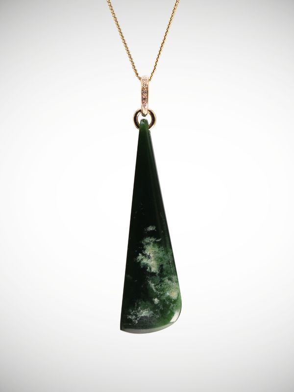 Moko Pounamu Roimata (Teardrop) Genuine NZ Kawakawa Flower Greenstone & 9ct Gold & Diamond - Kaharoa