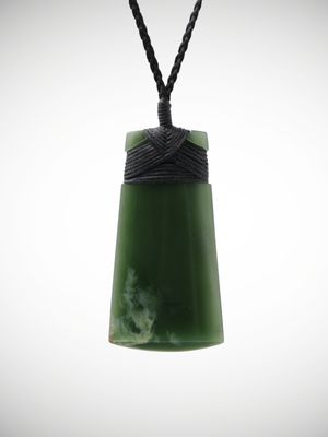 Moko Pounamu Toki NZ Genuine Kawakawa Flower Greenstone - Kaimamaku
