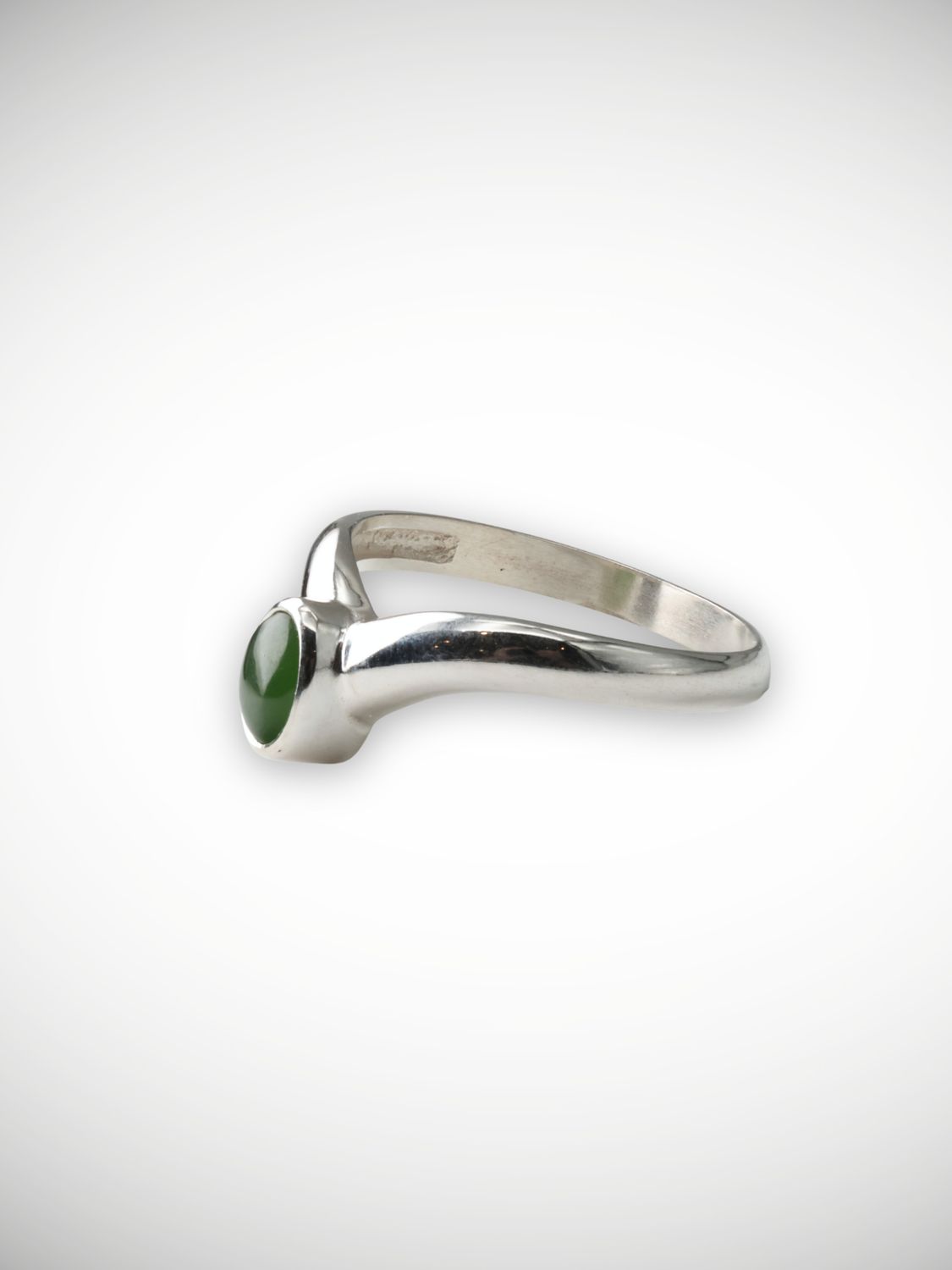 Moko Pounamu Genuine NZ Kahurangi Greenstone & Sterling Silver Ring - Kaingaroa