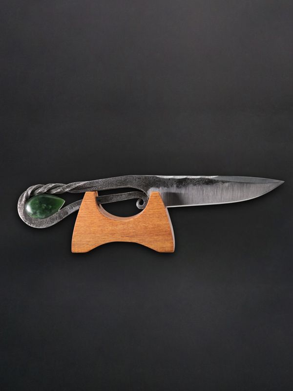Moko Pounamu Knife Genuine NZ Kawakawa Greenstone - Ikawai