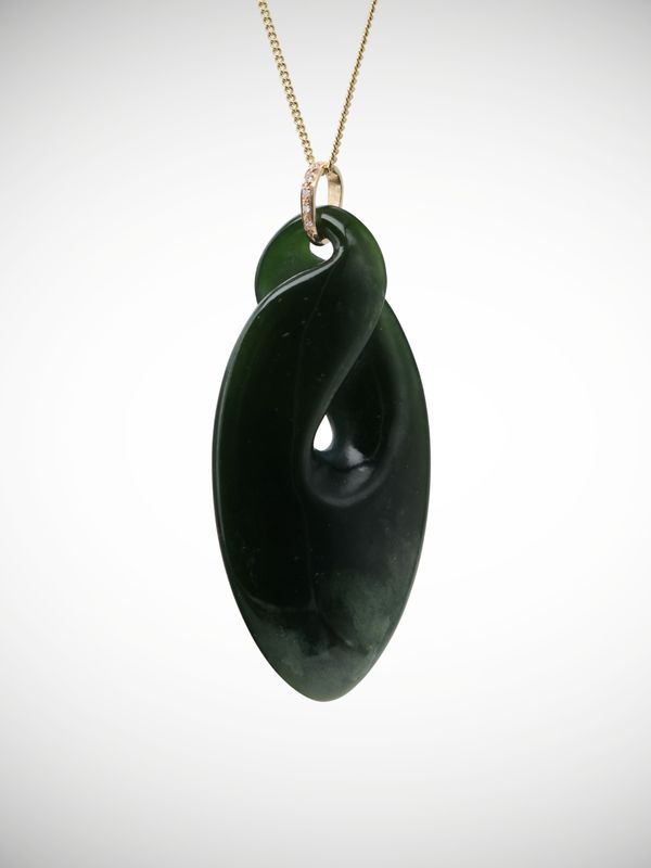 Moko Pounamu Single Pikorua (Twist) Genuine NZ Kawakawa Greenstone & 9ct Gold Diamond Pendant - Makaka