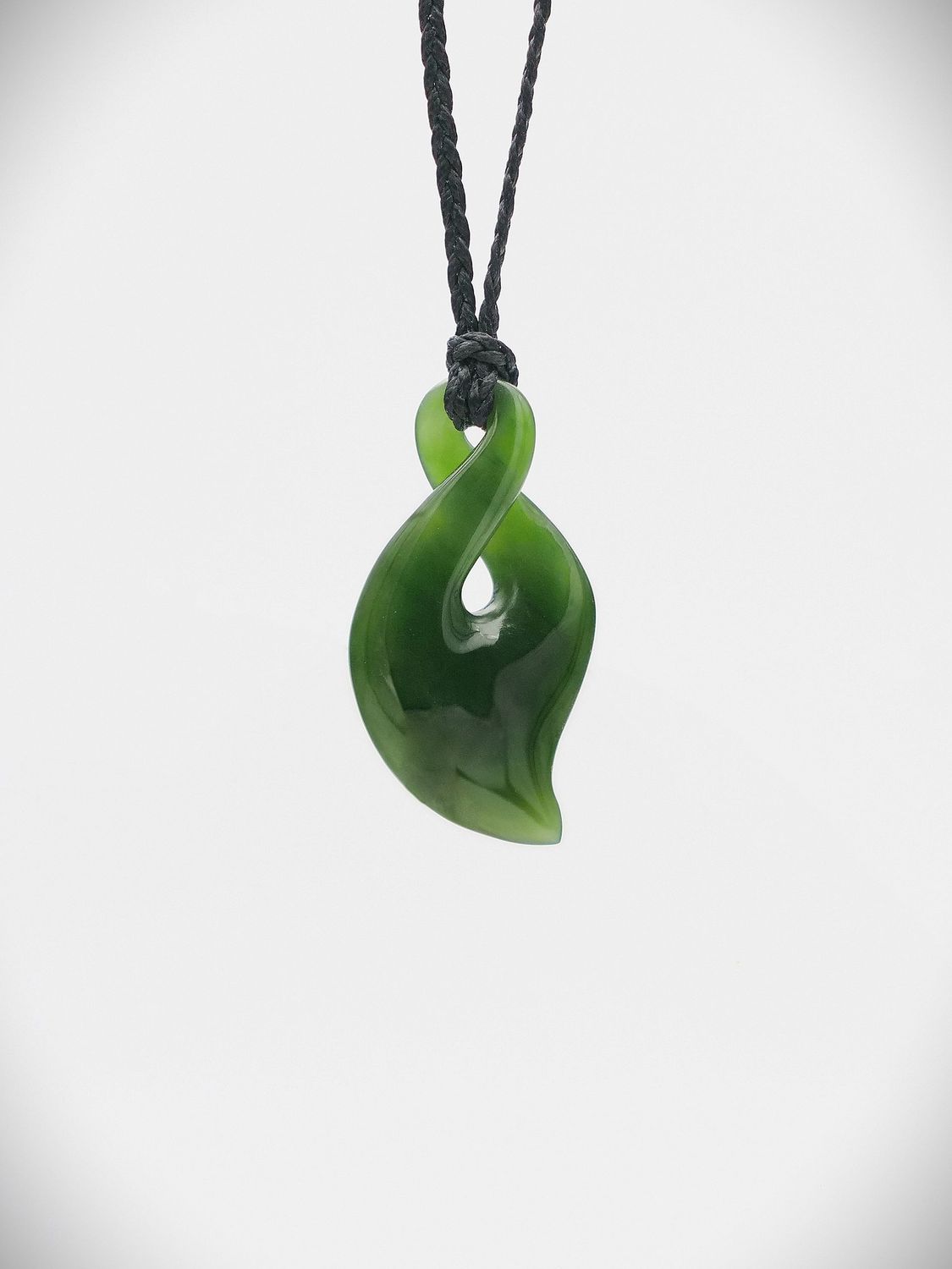 Moko Pounamu Pikorua (Twist) NZ Genuine Kahurangi Greenstone - Ngatapa