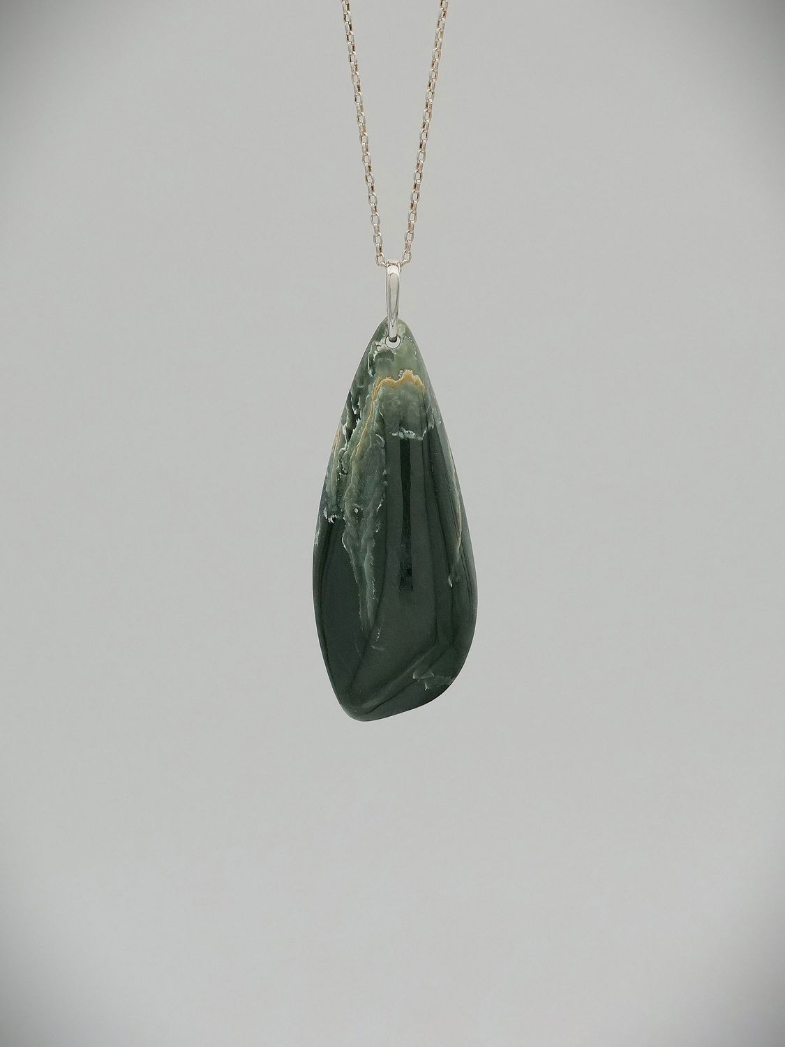 Moko Pounamu Gilt Roimata (Teardrop) NZ Genuine Kawakawa Flower Greenstone & Sterling Silver - Pohangina