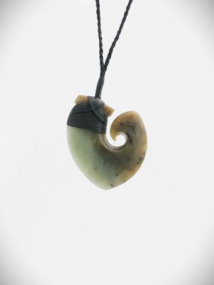Moko Pounamu Hei Matau (Hook) NZ Genuine Inanga Totoweka Greenstone - Kiekie