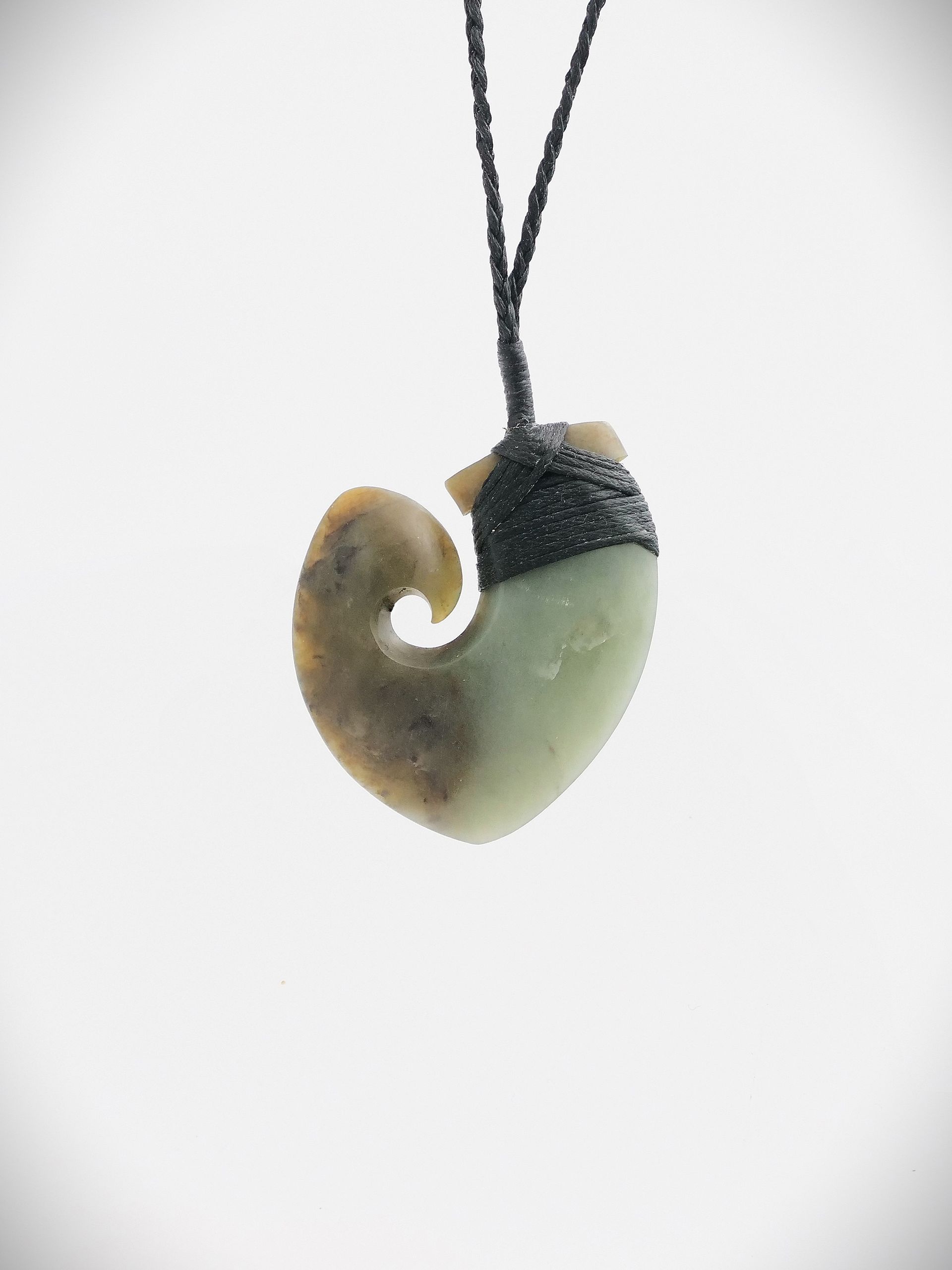 Moko Pounamu Hei Matau (Hook) NZ Genuine Inanga Totoweka Greenstone - Kiekie