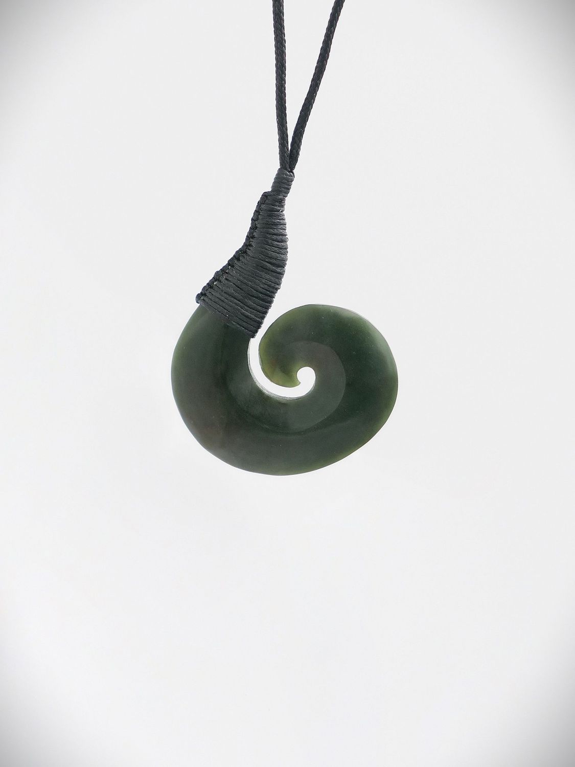 Moko Pounamu Hei Matau (Hook) NZ Genuine Kawakawa Greenstone - Reporua