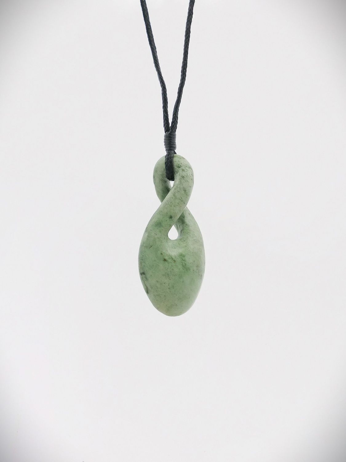 Moko Pounamu Single Pikorua (Twist) NZ Genuine Auhunga Greenstone - Waiareka