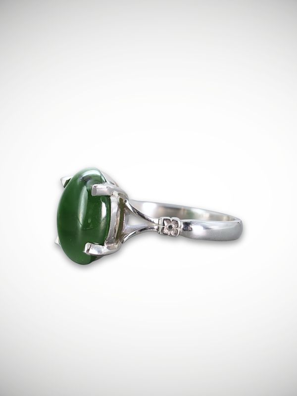 Moko Pounamu Genuine NZ Kawakawa Greenstone & Sterling Silver Ring - Kuranui