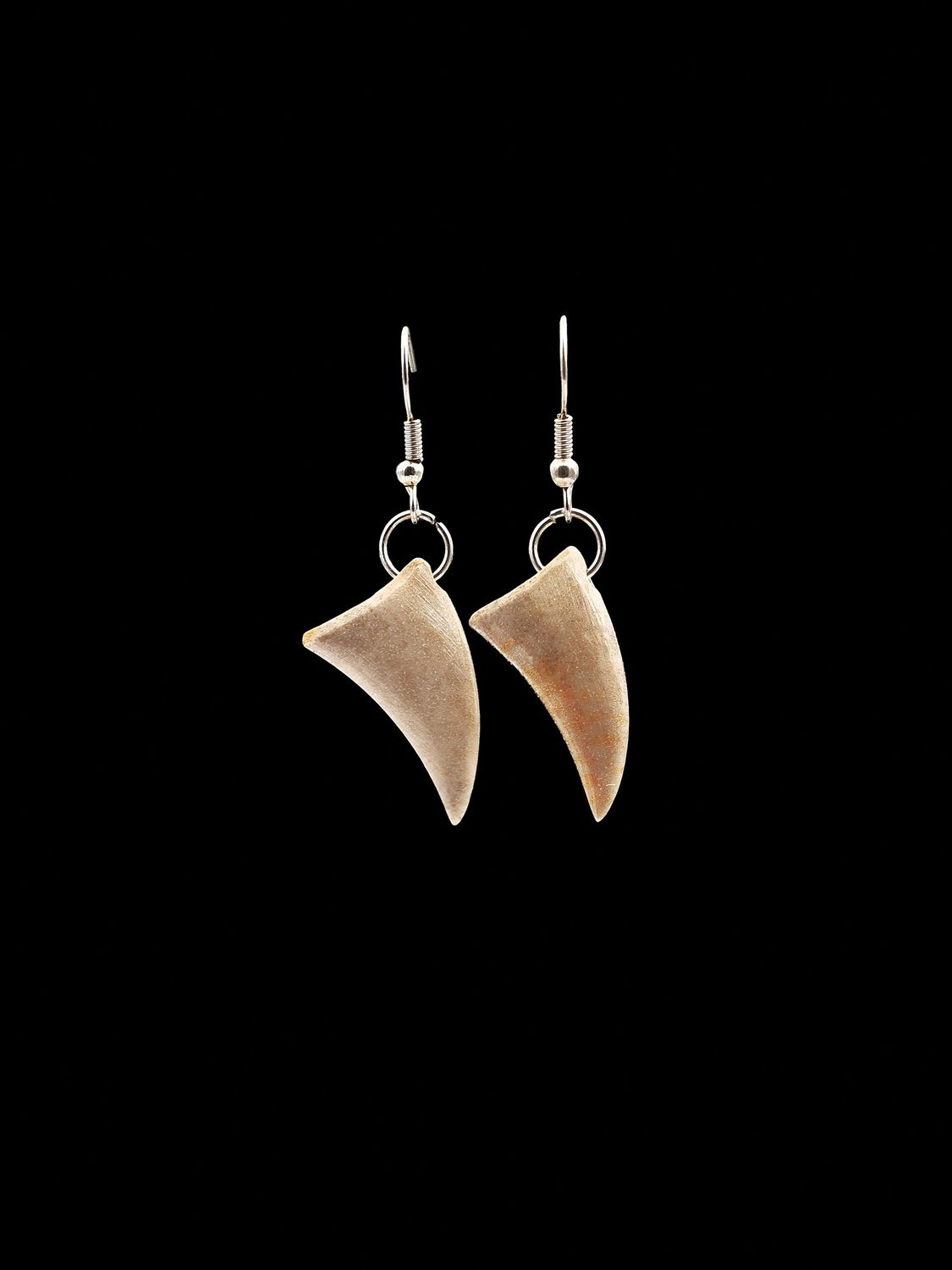 Moko Pounamu Rei Niho Whale Bone & Silver Earrings - Ruatahuna Moko Pounamu Rei Niho Whale Bone & Silver Earrings - Ruatahuna