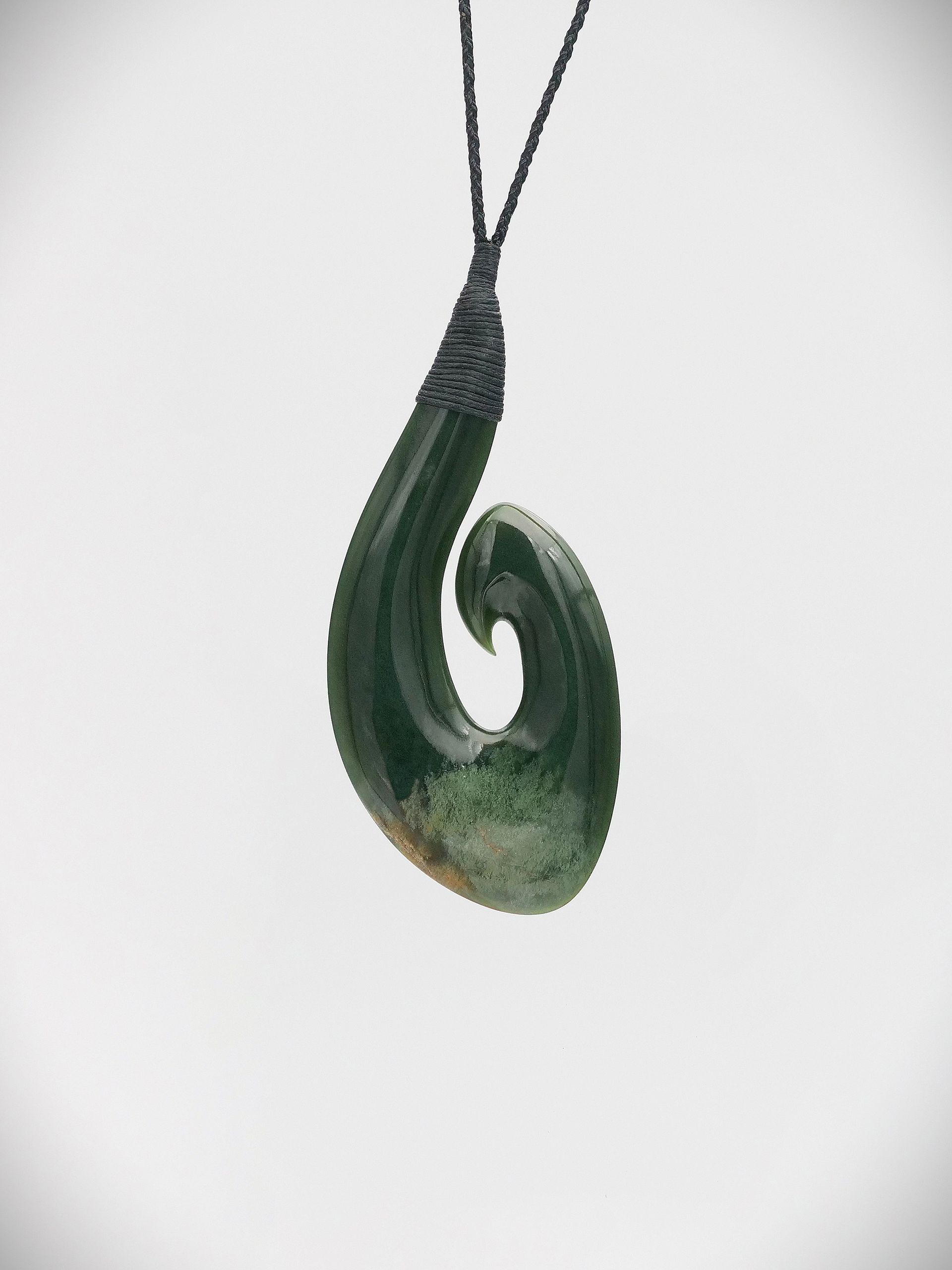 Moko Pounamu Hei Matau (Hook) NZ Genuine Kawakawa Flower Greenstone - Te Puhituia