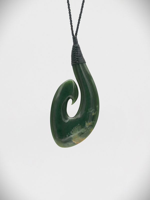 Moko Pounamu Hei Matau (Hook) NZ Genuine Kawakawa Flower Greenstone - Te Puhituia