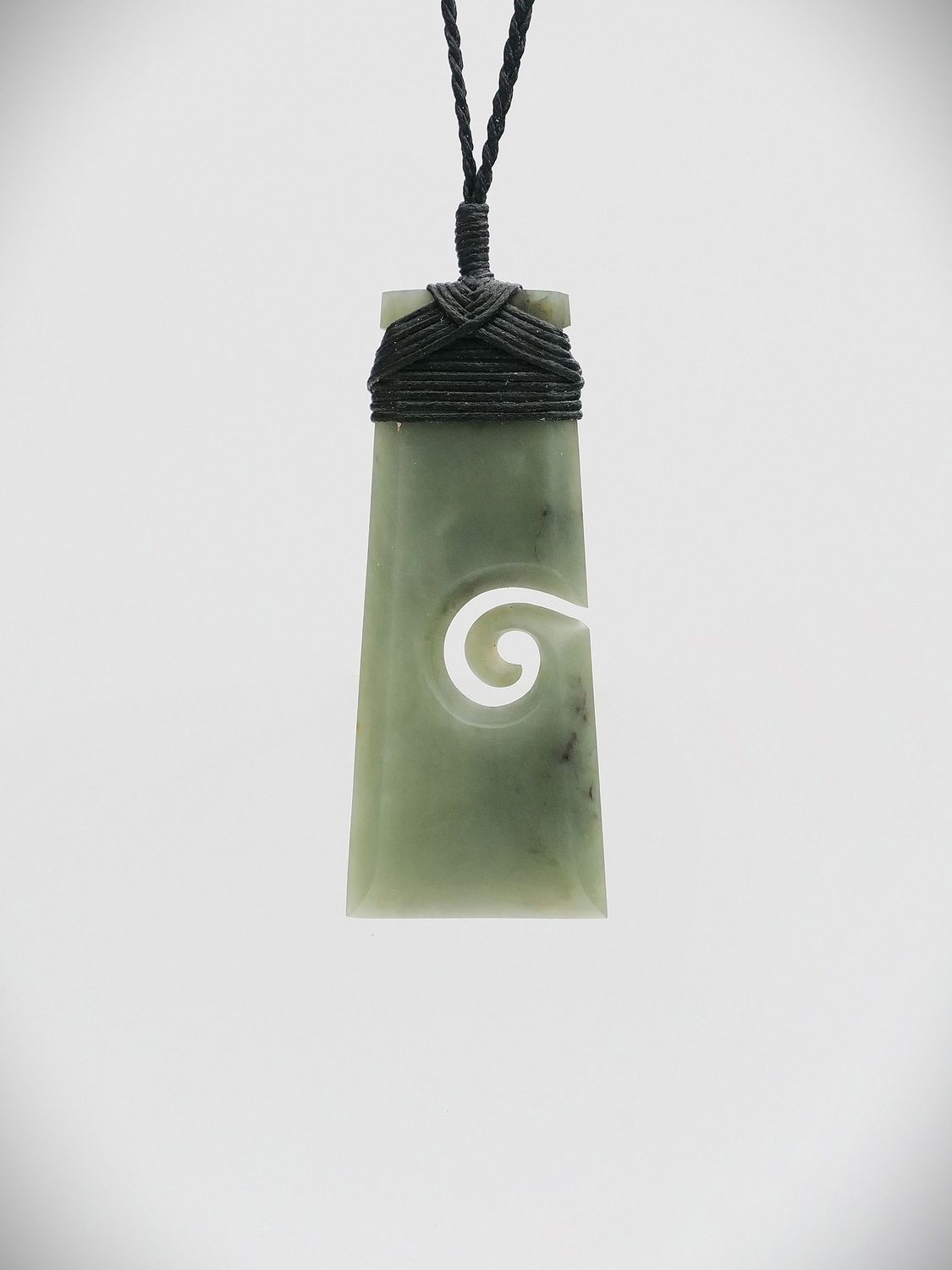 Moko Pounamu Toki Koru NZ Genuine Inanga Greenstone - Waiorore Moko Pounamu Toki Koru NZ Genuine Inanga Greenstone - Waiorore