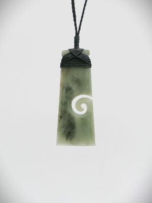 Moko Pounamu Toki Koru NZ Genuine Inanga Greenstone - Omaio Moko Pounamu Toki Koru NZ Genuine Inanga Greenstone - Omaio