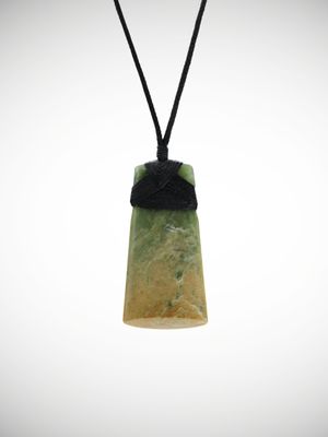 Moko Pounamu Toki Genuine NZ Marsden Flower Greenstone - Mangapai