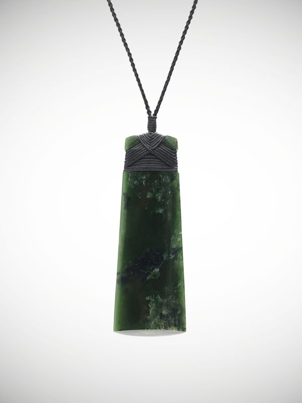 Moko Pounamu Toki Genuine NZ Kawakawa Flower Greenstone - Matakanui
