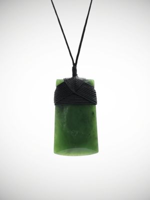 Moko Pounamu Toki Genuine NZ Kawakawa Greenstone - Motukaranui Moko Pounamu Toki Genuine NZ Kawakawa Greenstone - Motukaranui