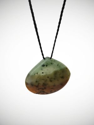 Moko Pounamu Pipi Shell Pendant Genuine NZ Kahurangi Flower Greenstone - Mangatapu
