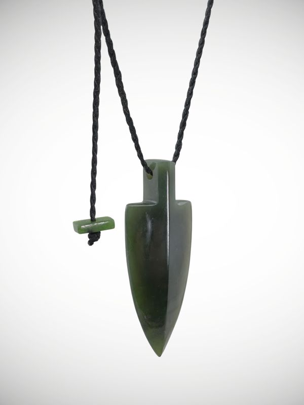 Moko Pounamu Arrow Head Pendant Genuine NZ Kawakawa Greenstone - Pikowai