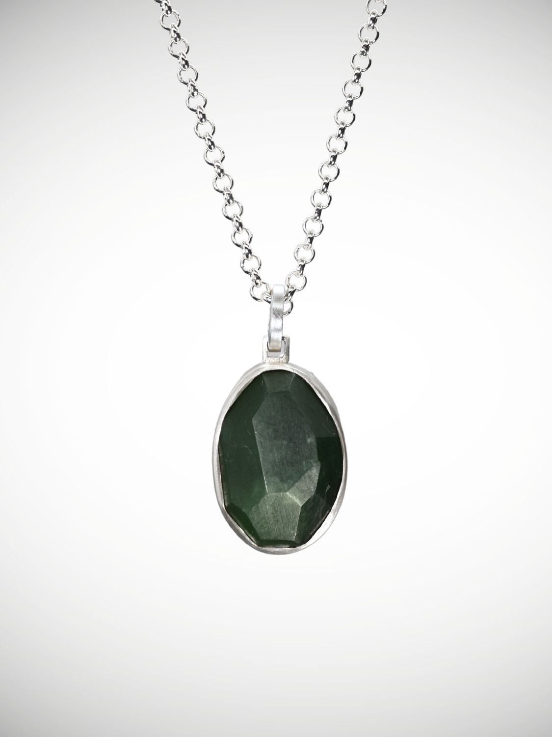 Moko Pounamu Genuine NZ Kawakawa Greenstone & Sterling Silver Faceted Pendant - Mangaiti