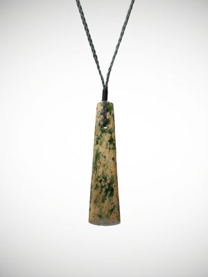 Moko Pounamu Toki Genuine NZ Marsden Flower Greenstone - Ohakune