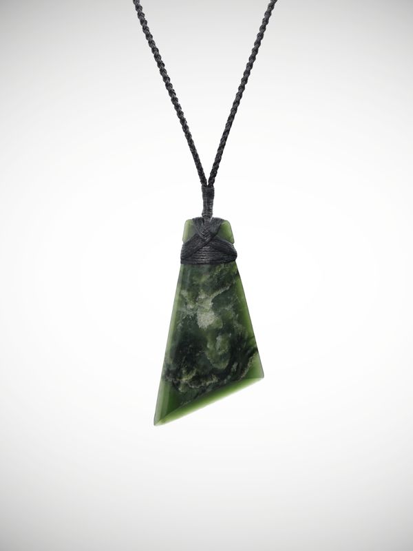 Moko Pounamu Toki Genuine NZ Kawakawa Flower Greenstone - Ohangai