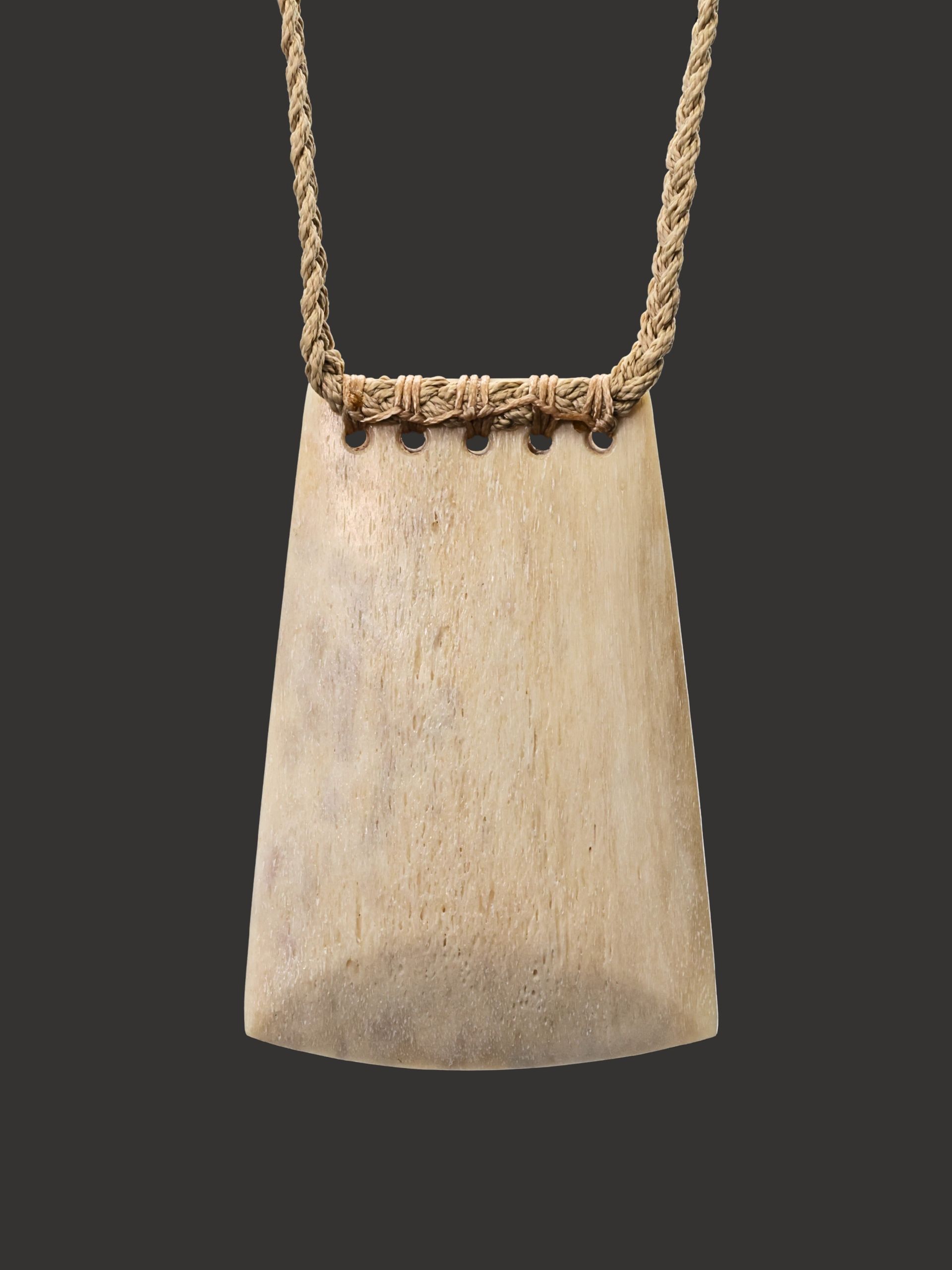 Moko Pounamu Toki Whale Bone Carving - Kaimata