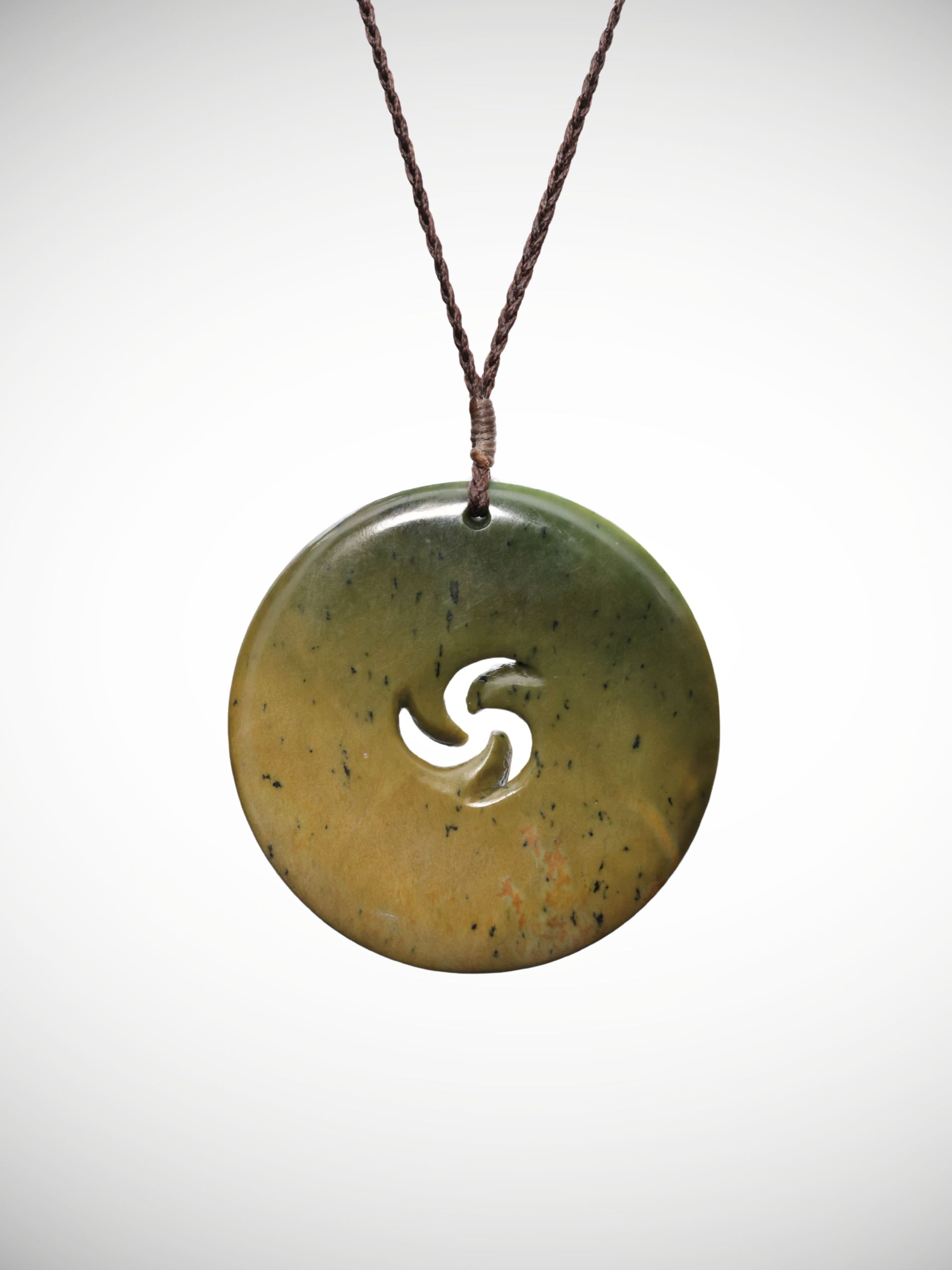 Moko Pounamu Triple Koru Genuine NZ Raukaraka Greenstone - Mangatina