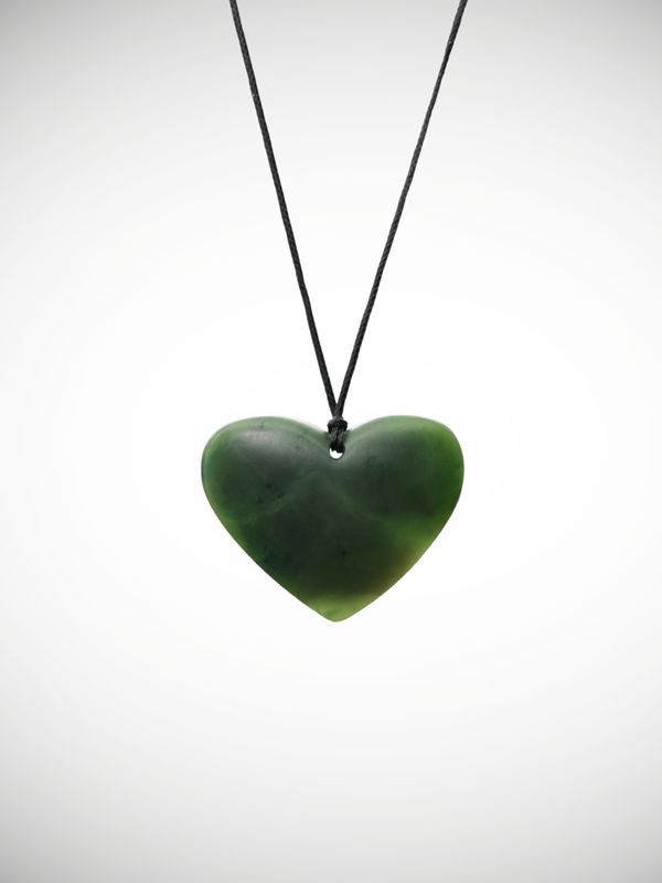 Moko Pounamu Heart Genuine NZ Kawakawa Greenstone - Kiwinui