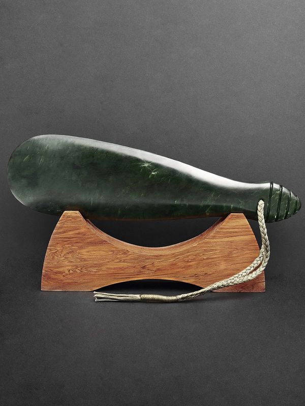 Moko Pounamu Mere Sculpture NZ Genuine Kawakawa Pounamu - Ngakuru Moko Pounamu Mere Sculpture NZ Genuine Kawakawa Pounamu - Ngakuru