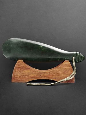 Moko Pounamu Mere Sculpture NZ Genuine Kawakawa Pounamu - Ngakuru