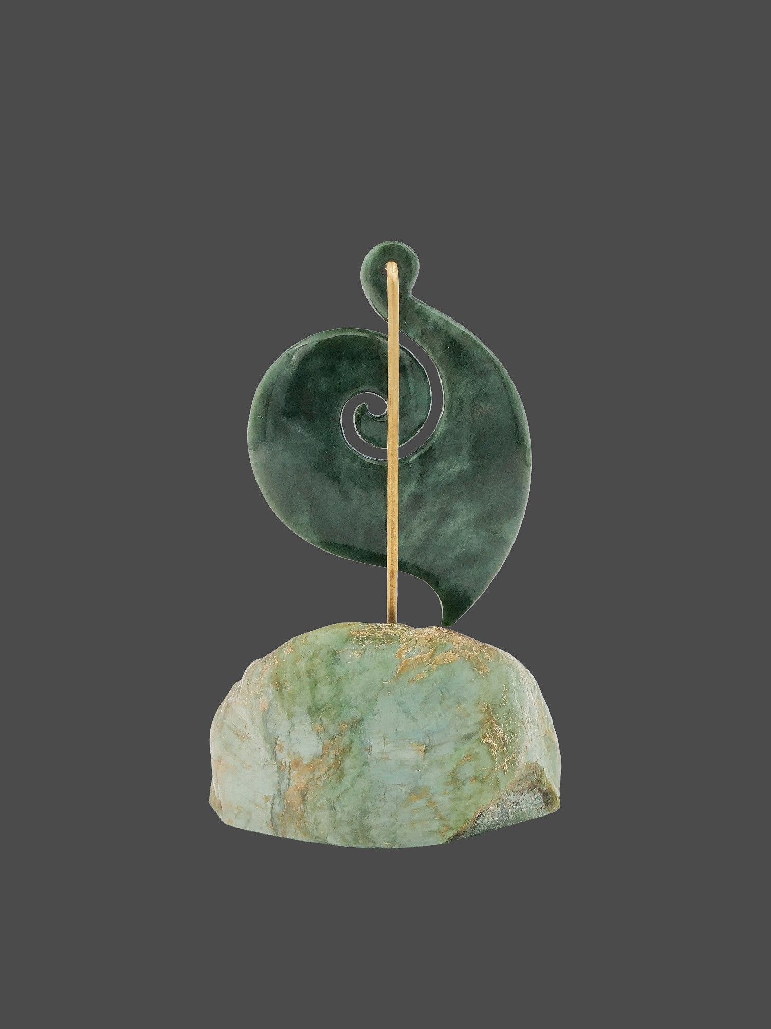 Moko Pounamu Matau (Fishhook) Sculpture NZ Genuine Kawakawa & Inanga Greenstone - Tumunui