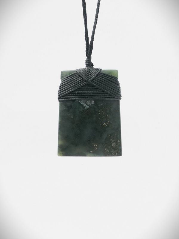 Moko Pounamu Toki NZ Genuine Hapopo Greenstone - Maniaiti