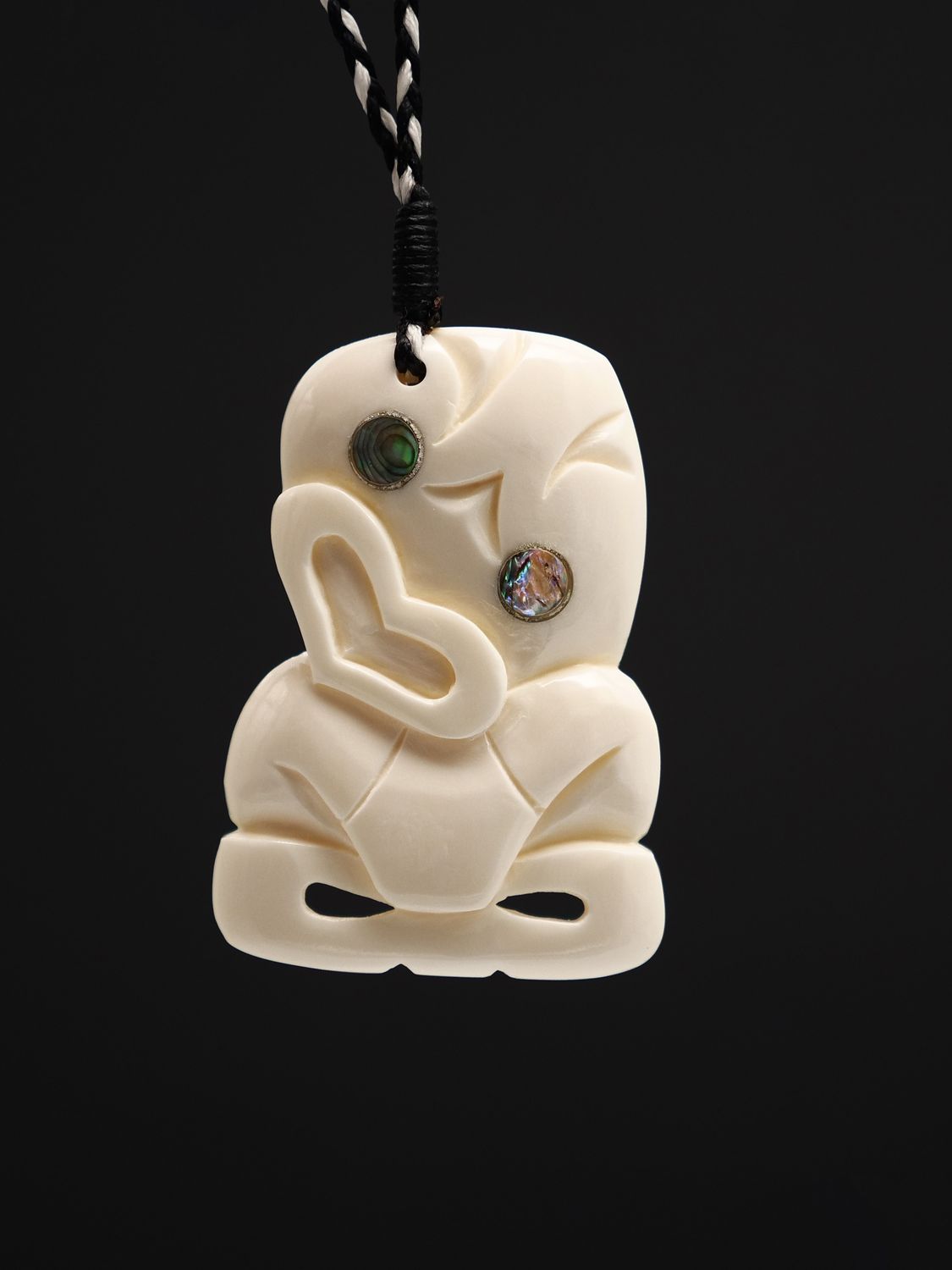 Moko Pounamu All Blacks Bone Carving Tiki - AB14