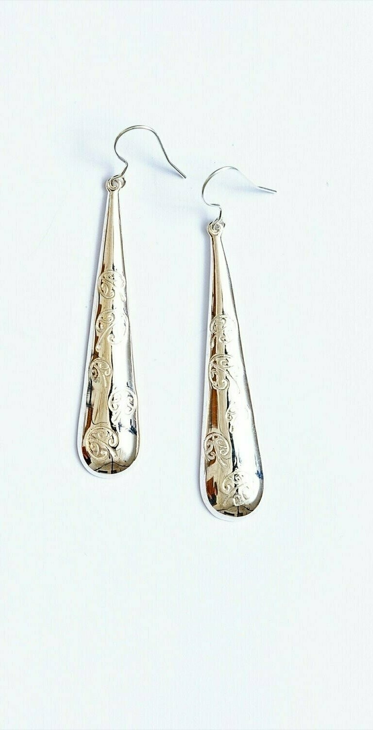 Sterling Silver Drop with Kowhaiwhai Earrings ES10S