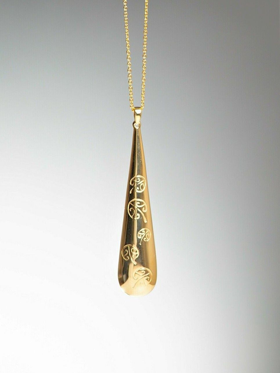 Moko Pounamu 14k Gold Roimata (Drop) with Kowhaiwhai Pendant - P10G Moko Pounamu 14k Gold Roimata (Drop) with Kowhaiwhai Pendant - P10G