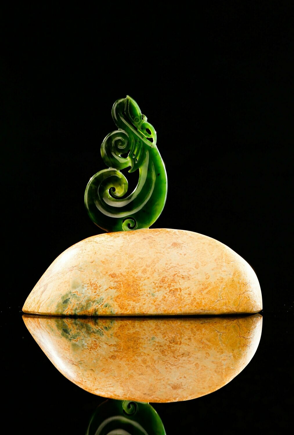 Moko Pounamu Manaia NZ Genuine Kawakawa Greenstone - Mahoka Moko Pounamu Manaia NZ Genuine Kawakawa Greenstone - Mahoka